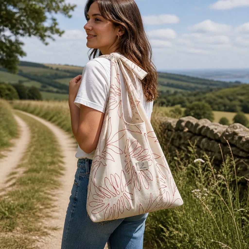 Tote bag crudo flor roja bordada